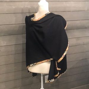 Burberry trim wrap
